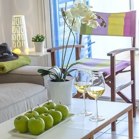 With Majestic Sea Views 67 *