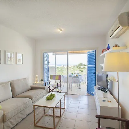 With Majestic Sea Views 67 *